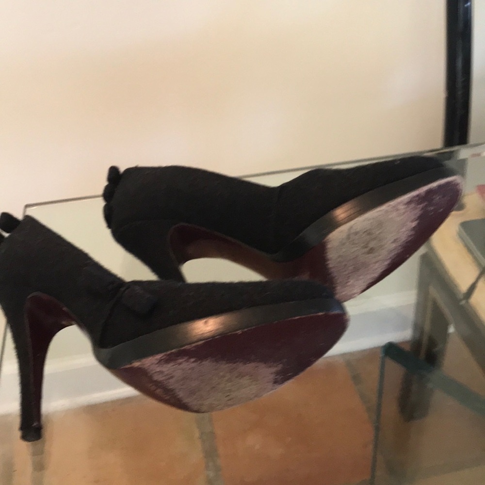 Louis Vuitton women’s high heel shoes - Picture 8 of 8